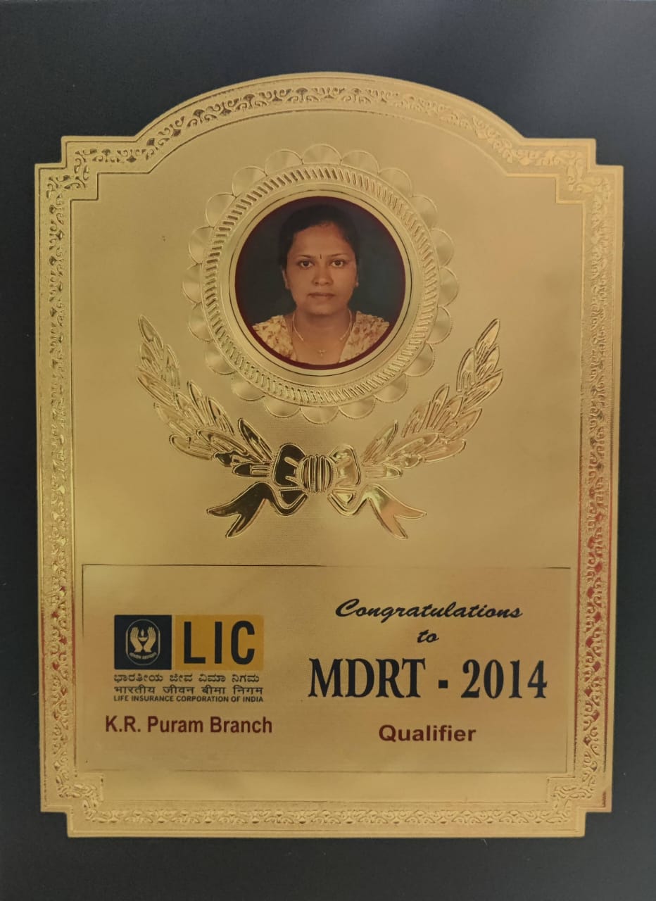 Receiving Trophy for MDRT 2014