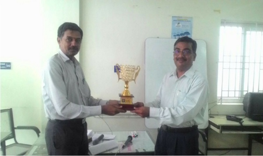 Awarding of Corporate Trophy