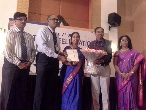 Honoring by The SR Divisional Manager Thane Division of  LIC of India with all dignatories of Thane Divisional office for qualifying COT 2017