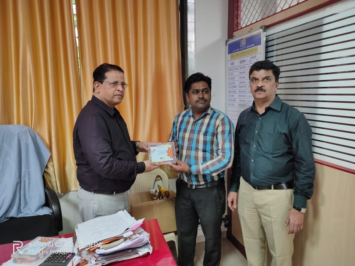 Honored Branch Manager Zuber Sayyed With ABM Sir