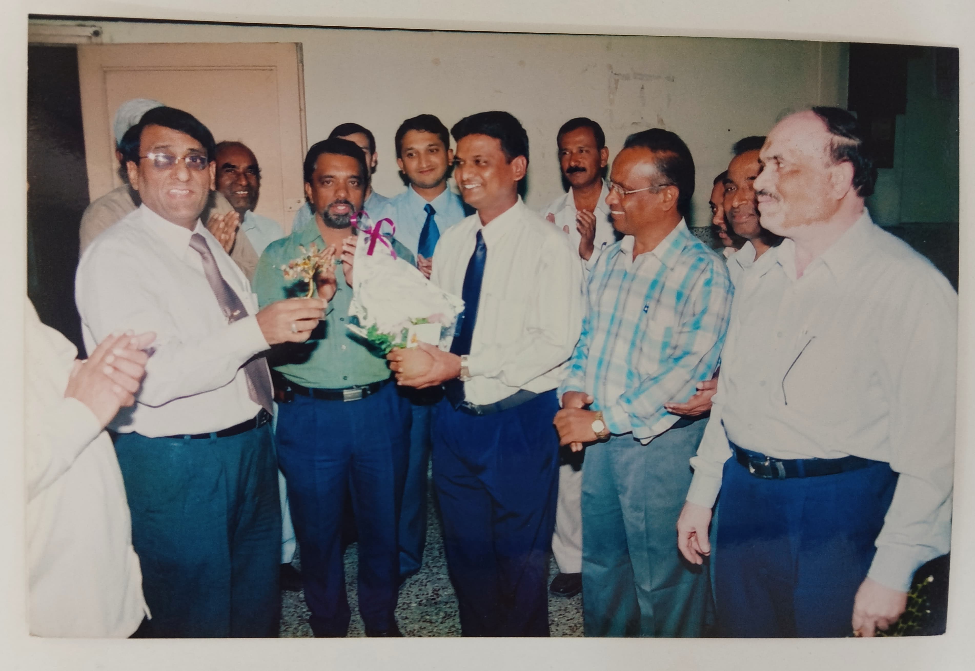 MDRT 2007 felicitated by LIC Chief Manager