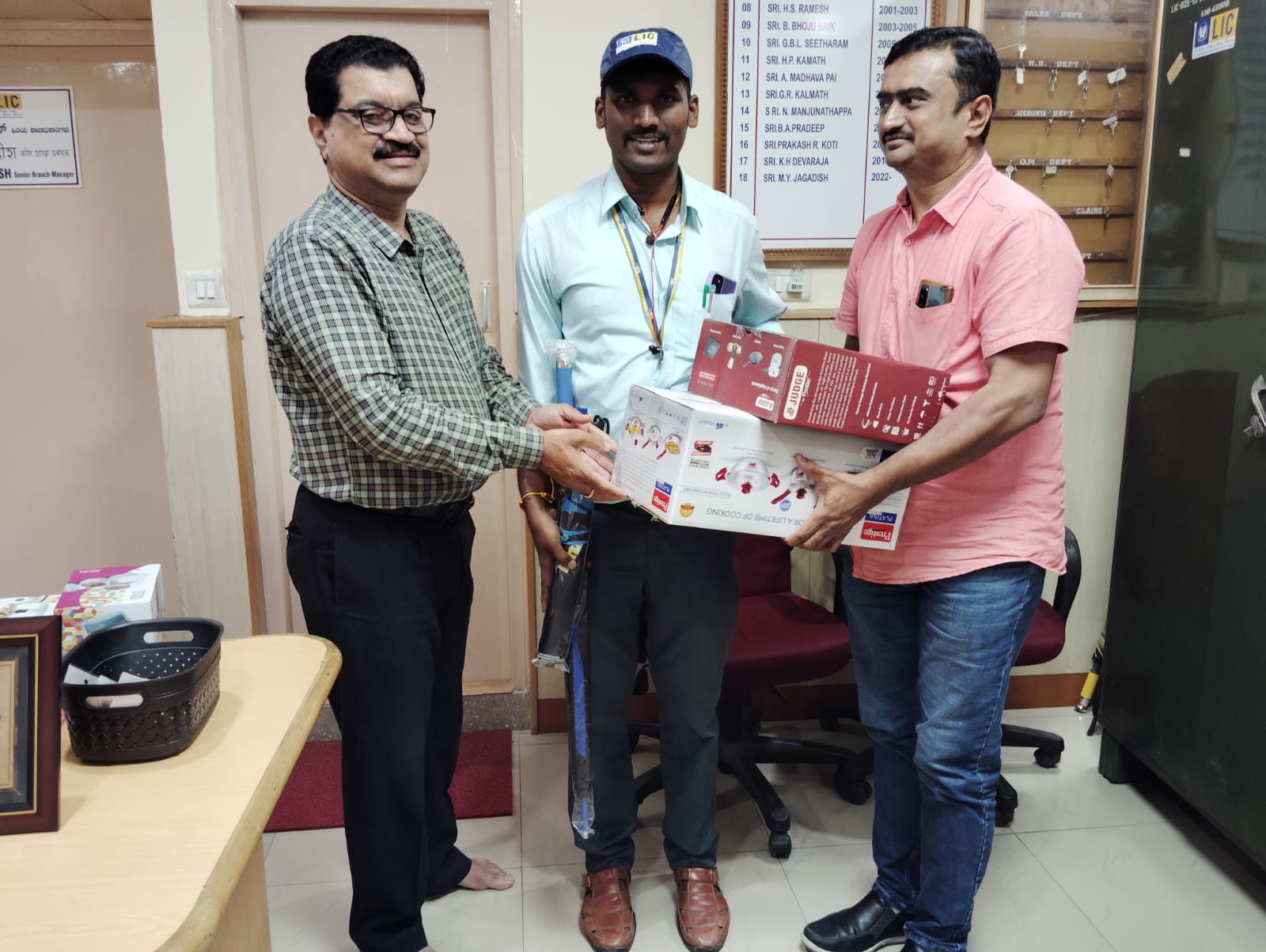 Agent Naveen Kumar H P since 7 years centurion and top in the Branch
