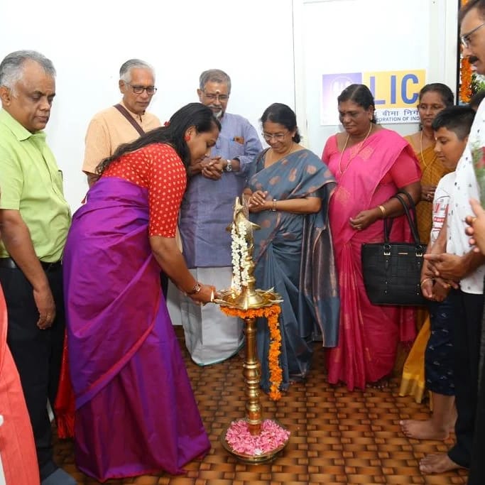 Lighting the lamp in the Meeting