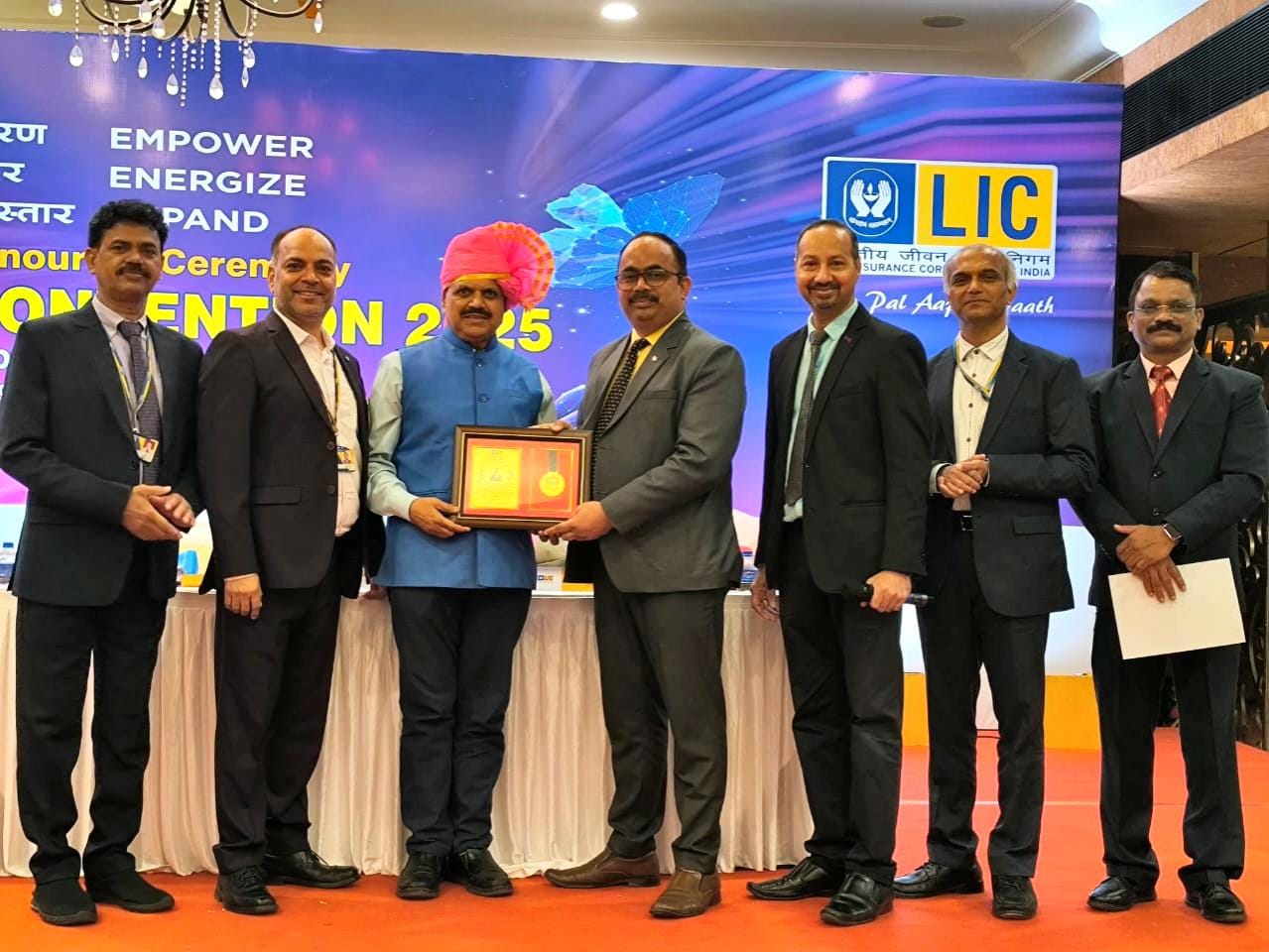 21 May 2025 LIC DIV 2 MDRT CONVENTION TROPHY