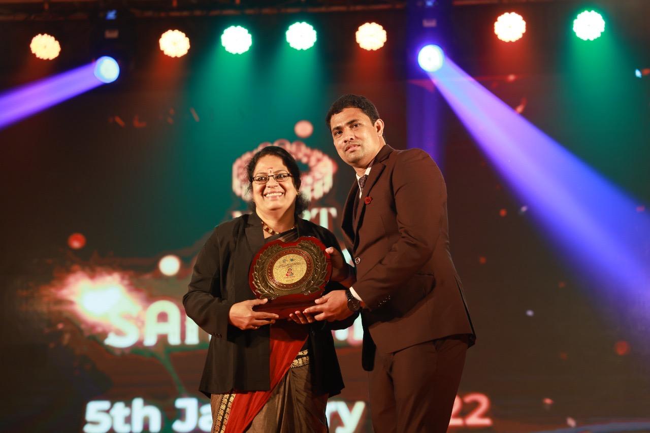Honored for Best Performance