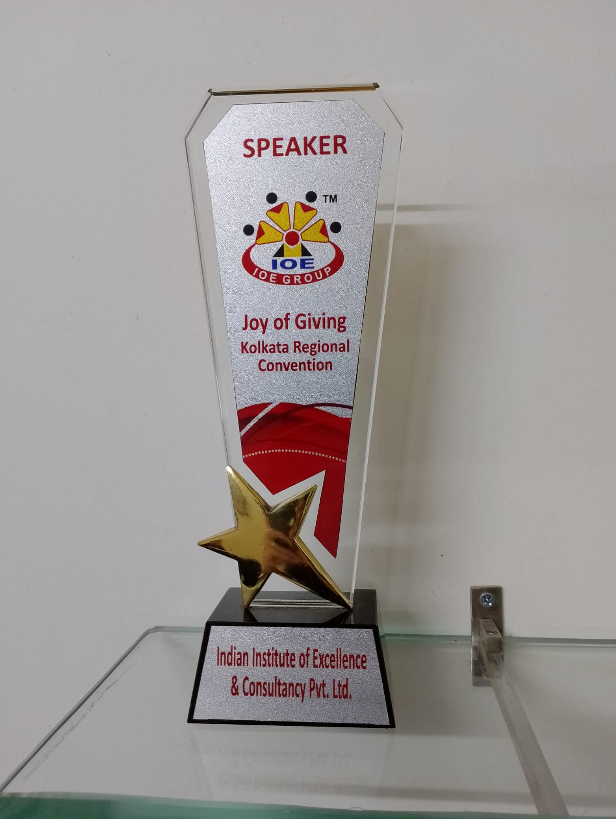 FELICITATED BY IIOE IN FRONT OF 3,000 PROFESSIONAL ADVISORS AT THE KOLKATA CONVENTION