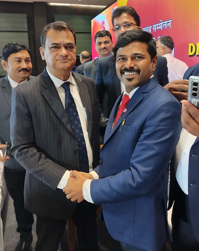 Proud moment with LIC Managing Direct Mr.M Jagannath