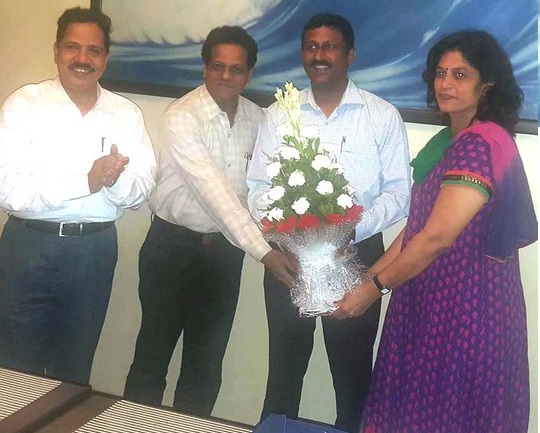 Felicitation By SBM-Mrs Prachi Shintre, ABM-MR. Sandesh Butala n SBA- Mr. Ashok Sawant